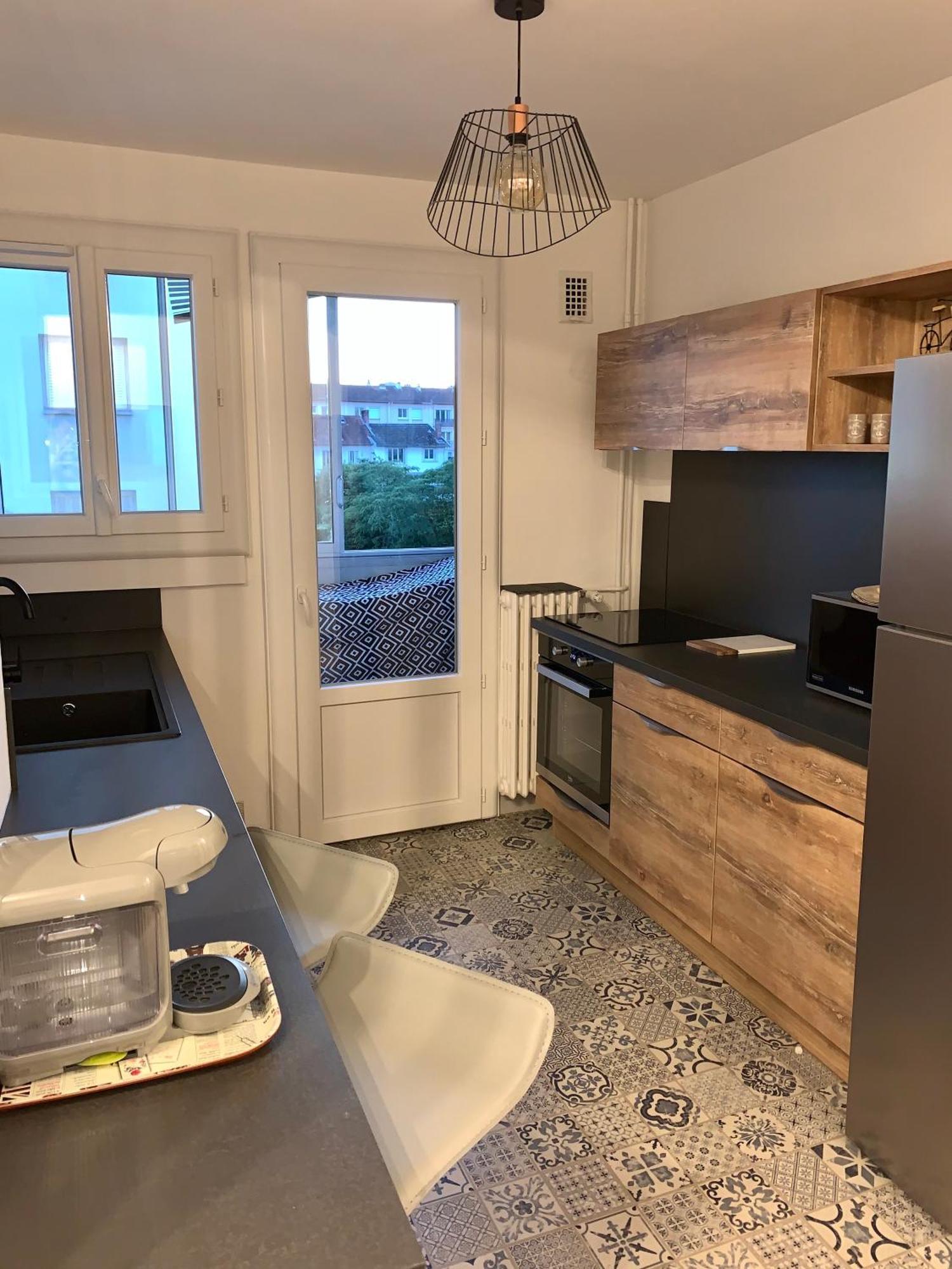 Bel Appartement Renove En Centre Ville Limoges Bagian luar foto